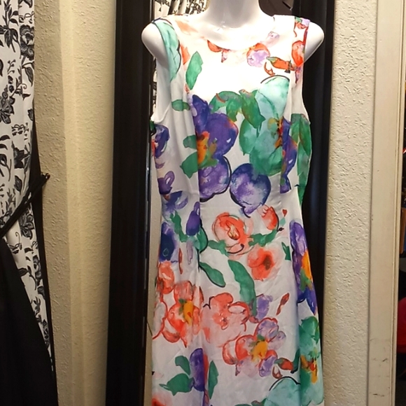 DKNY Crepe Floral Midi Dress - Picture 4 of 13